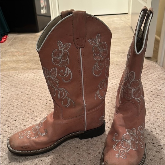 Women's Embroidered Western Boots - Picture 5 of 9